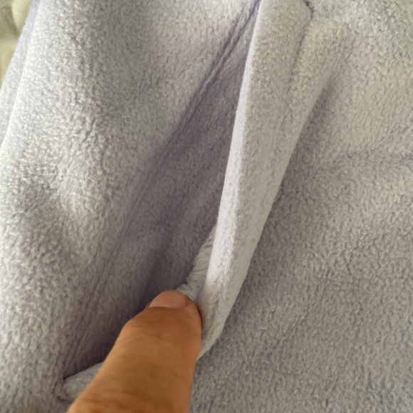 All in Motion Sherpa Lilac Color brand new with tag size M so soft and warm - Picture 7 of 15